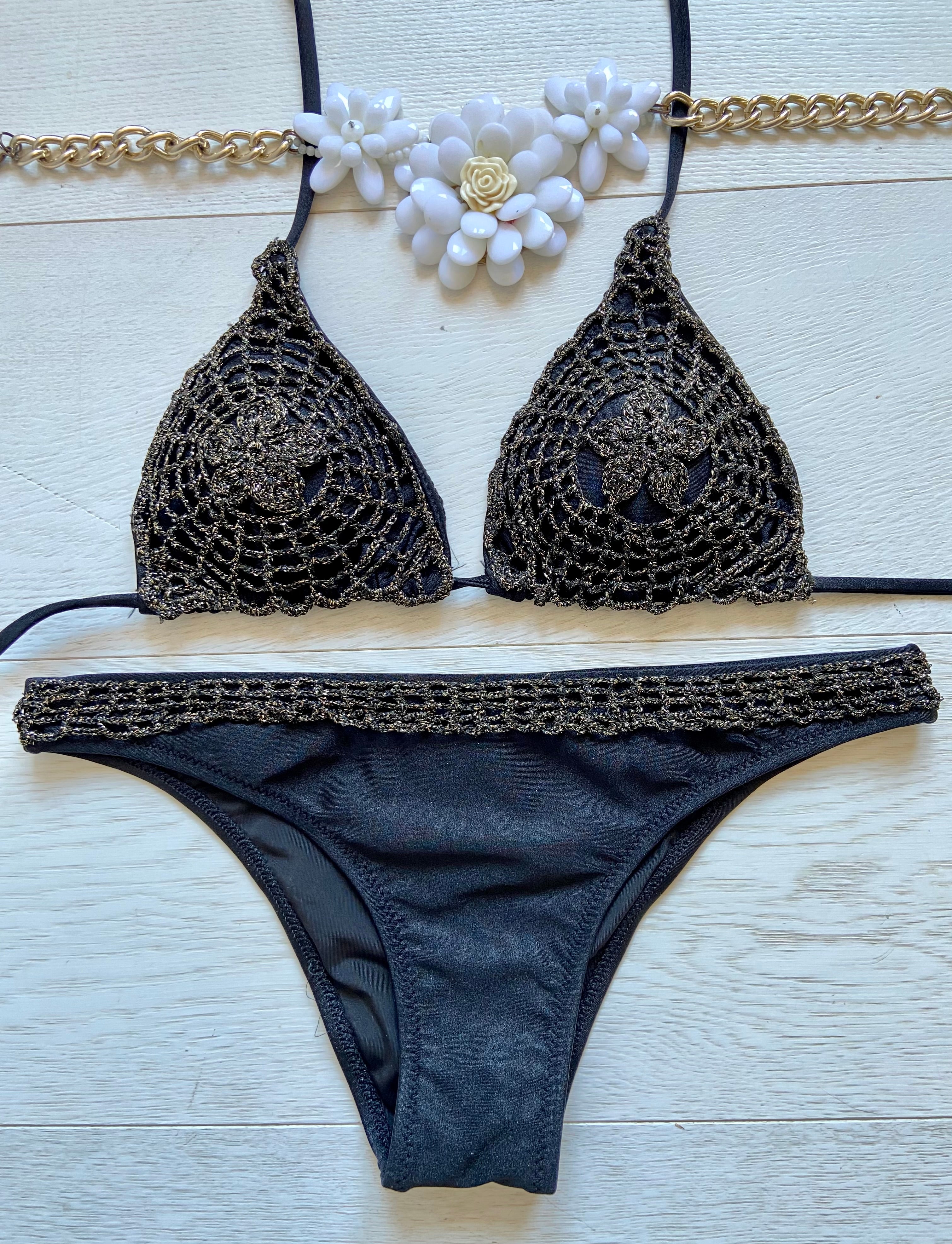 ICONIC CROCHET GOLDEN NIGHT A TRIANGOLO
